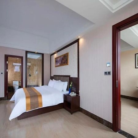Vienna International Hotel Jieyang Chaoshan Airport Exteriér fotografie